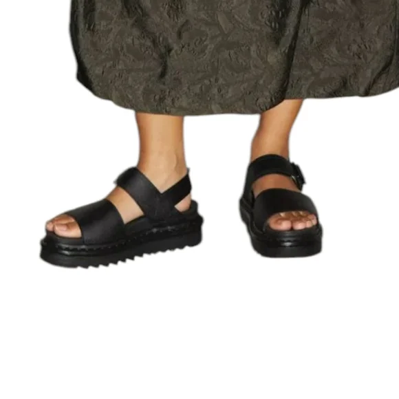 Dr Martens Vass Hydro Chunky Black Sandals with Adjustable Straps - Picture 1 of 14